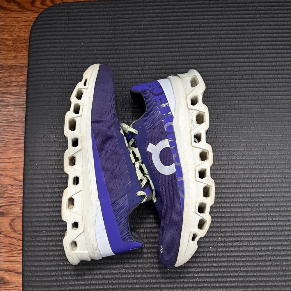 On Running Cloud Monster - good condition